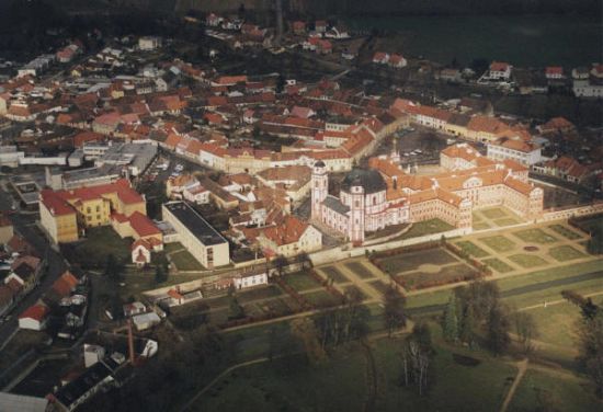 poznavacka VI.j
